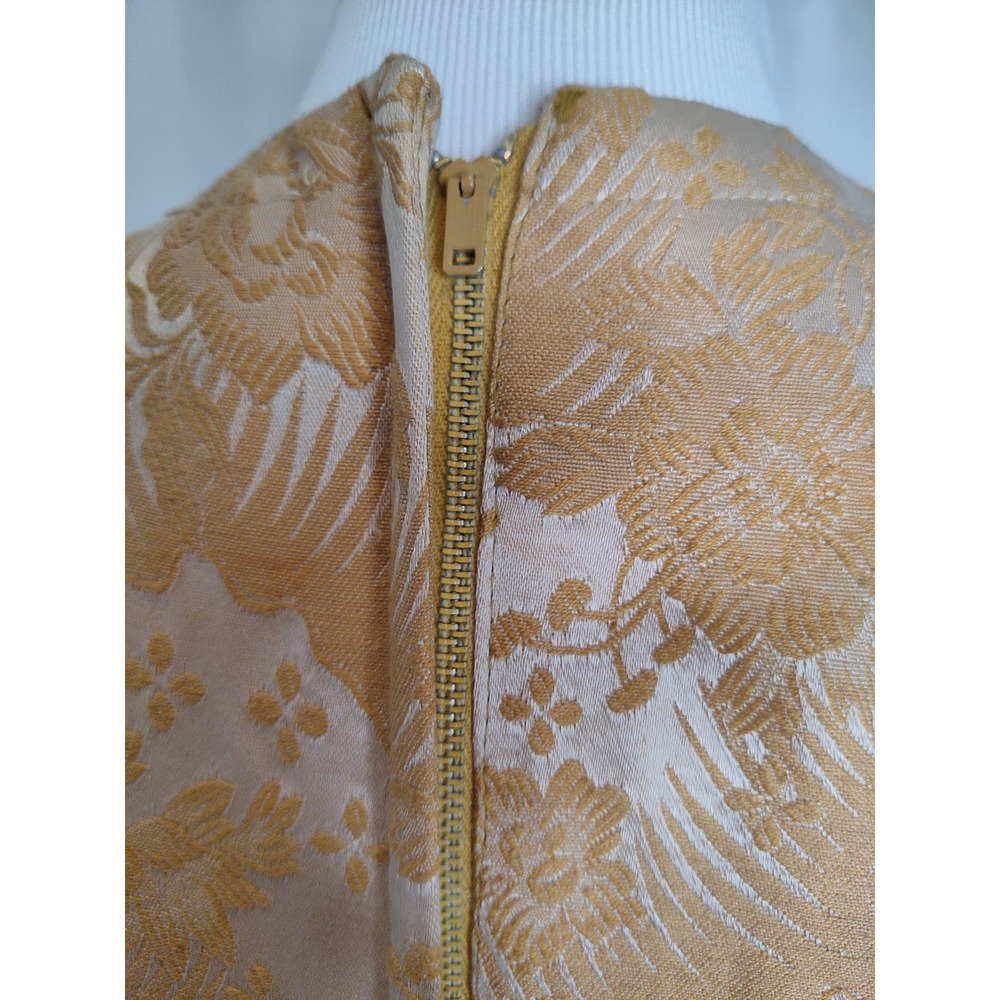 Vintage 50's Gold Brocade Tunic Hostess Top Oriental Theme With Gold Tone Brooch - Picture 9 of 12